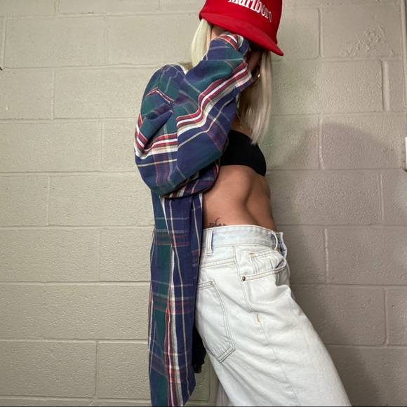 Vintage Flannel - Picture 4 of 7